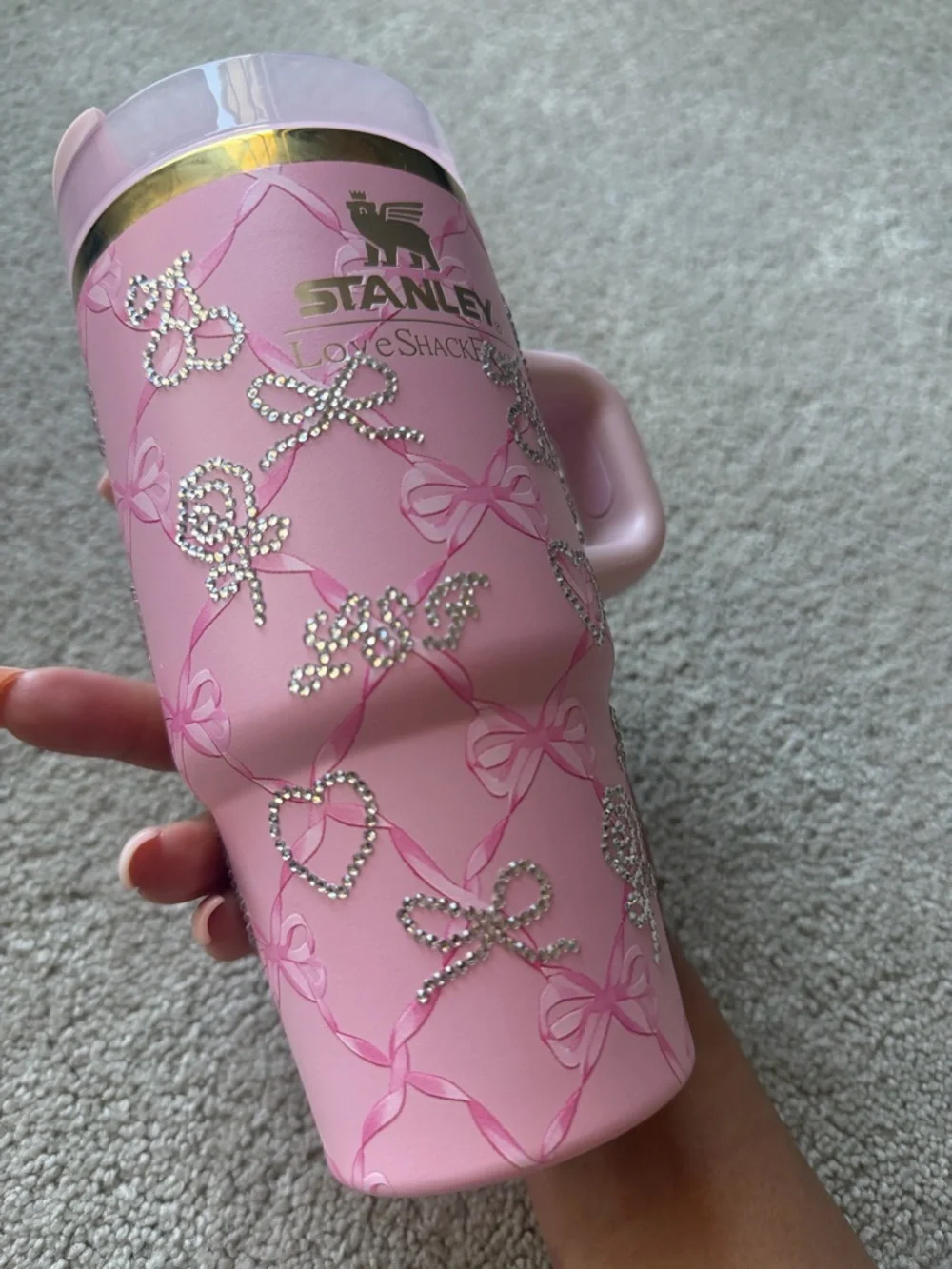 Stanley x love shack fancy Pink Rhinestone Bow Insulated Mug with Handle 20oz - Picture 2 of 3
